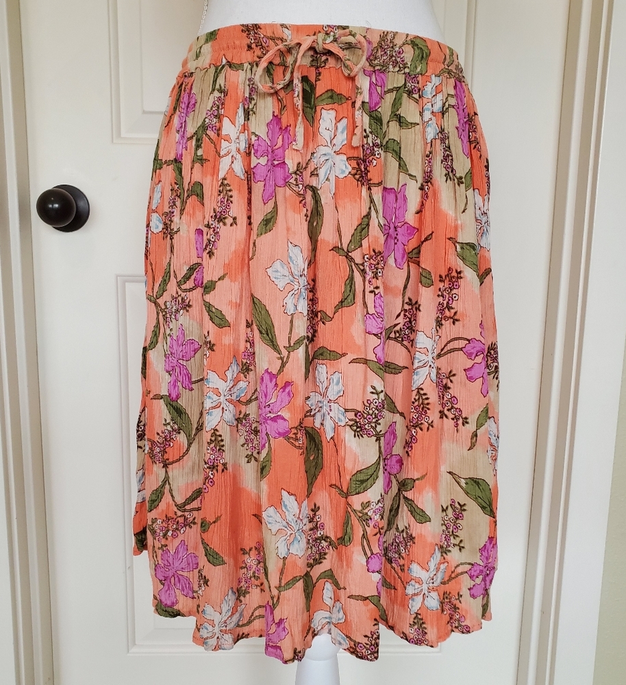 Women's Floral "Crinkle" Skirt
